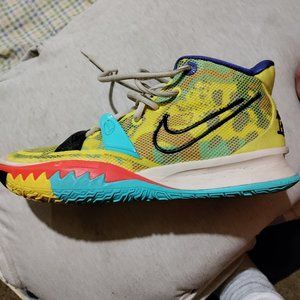 Men's Shoes Kyrie 7